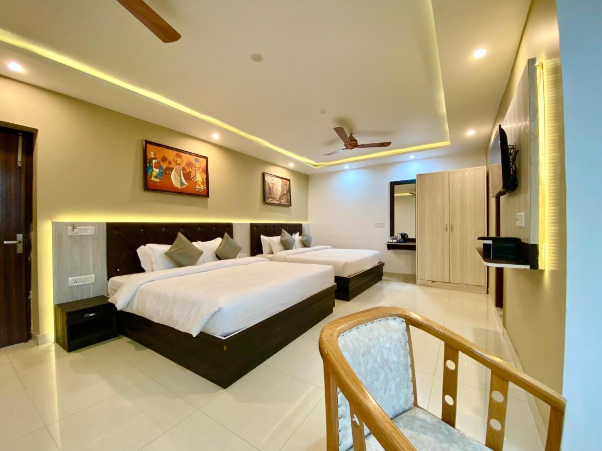 Hotel Kavita Palace Lansdowne Zewnętrze zdjęcie